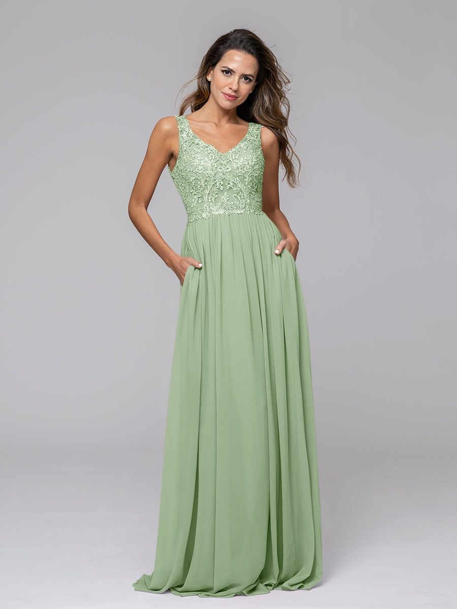 Long chiffon dress with keyhole outlet detail