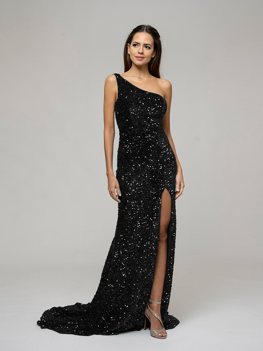 Black fitted graduation dress hotsell